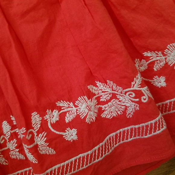 🌸Coral Embroidered Skirt🌸 - Picture 2 of 4